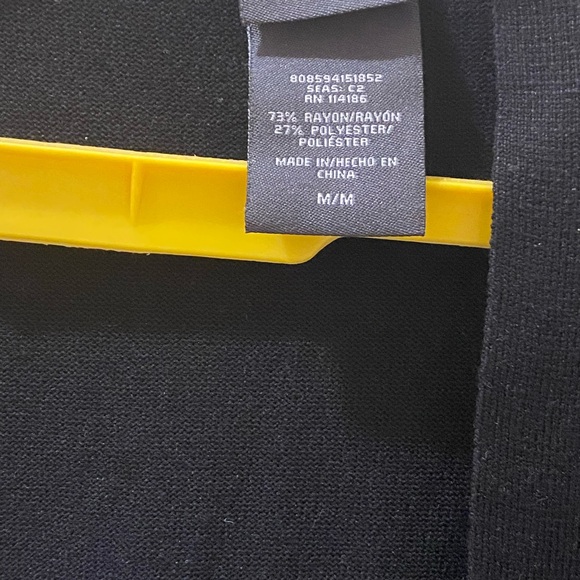 Black cover up - Picture 2 of 5